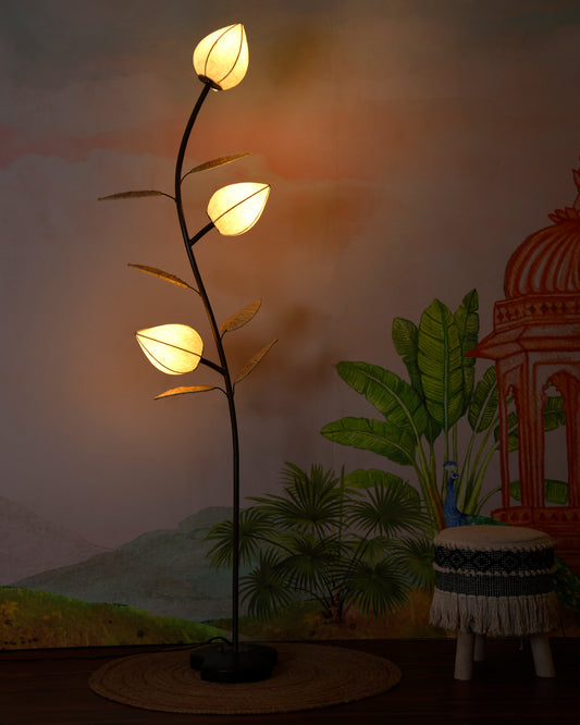 DAISY FLOOR LAMP