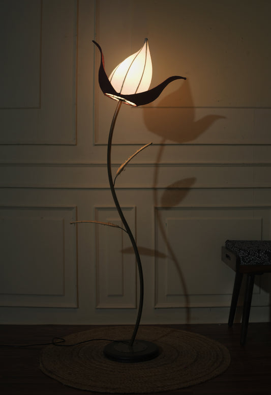 KIWI LOTUS FLOOR LAMP