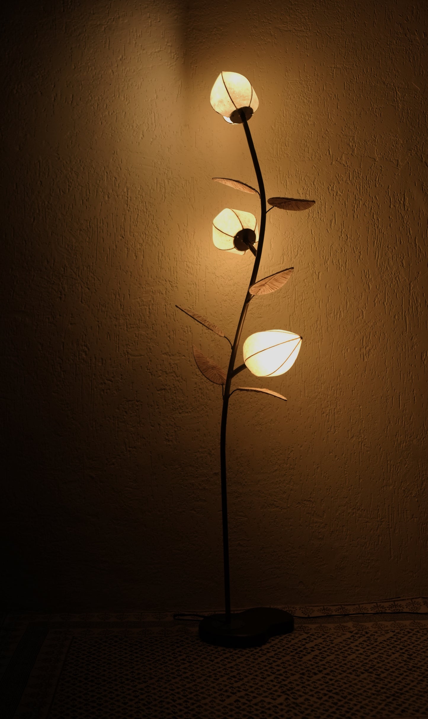DAISY FLOOR LAMP