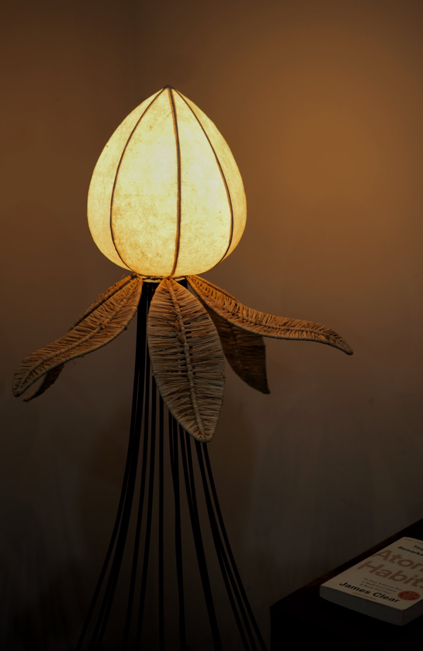 NOORA FLOOR LAMP