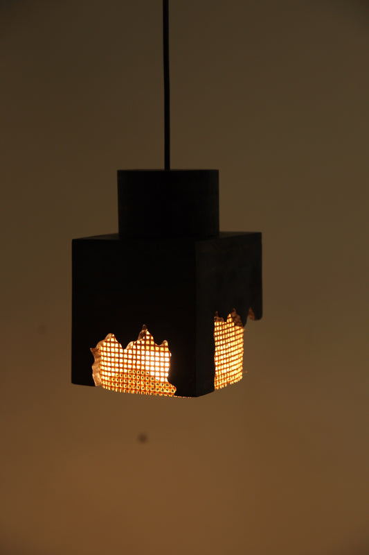 FLAME SQUARE -PENDANT LAMP